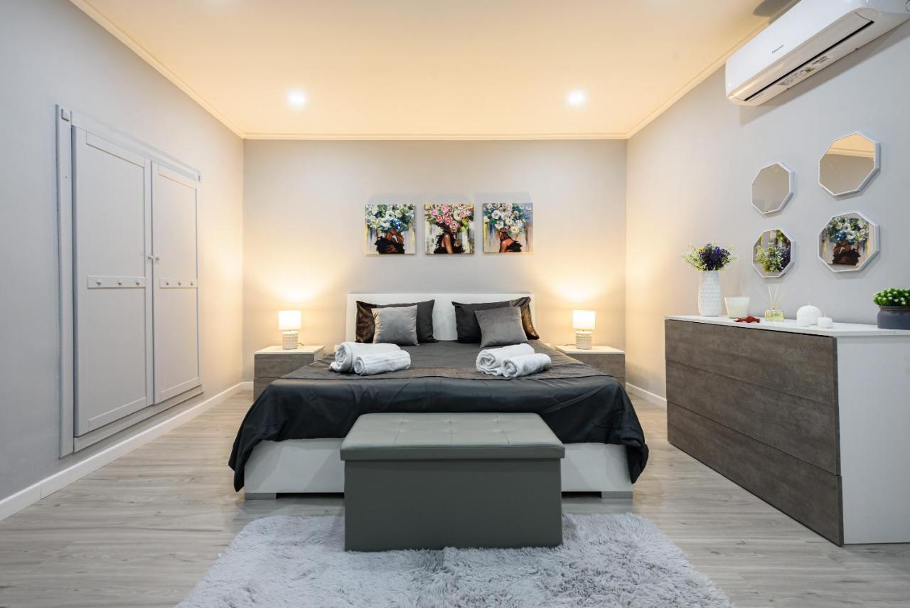 Casa Nanne Apartment เนเปิลส์ ภายนอก รูปภาพ