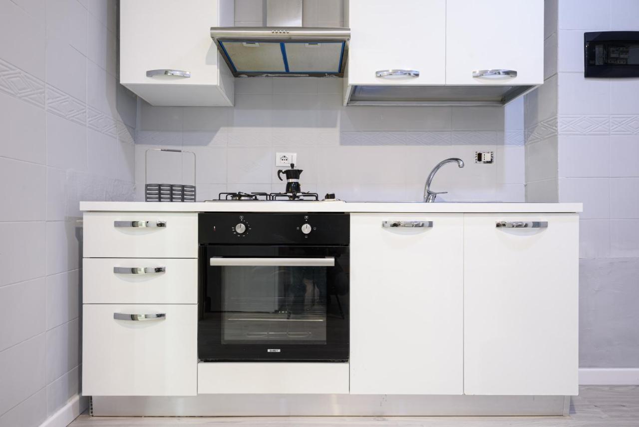 Casa Nanne Apartment เนเปิลส์ ภายนอก รูปภาพ