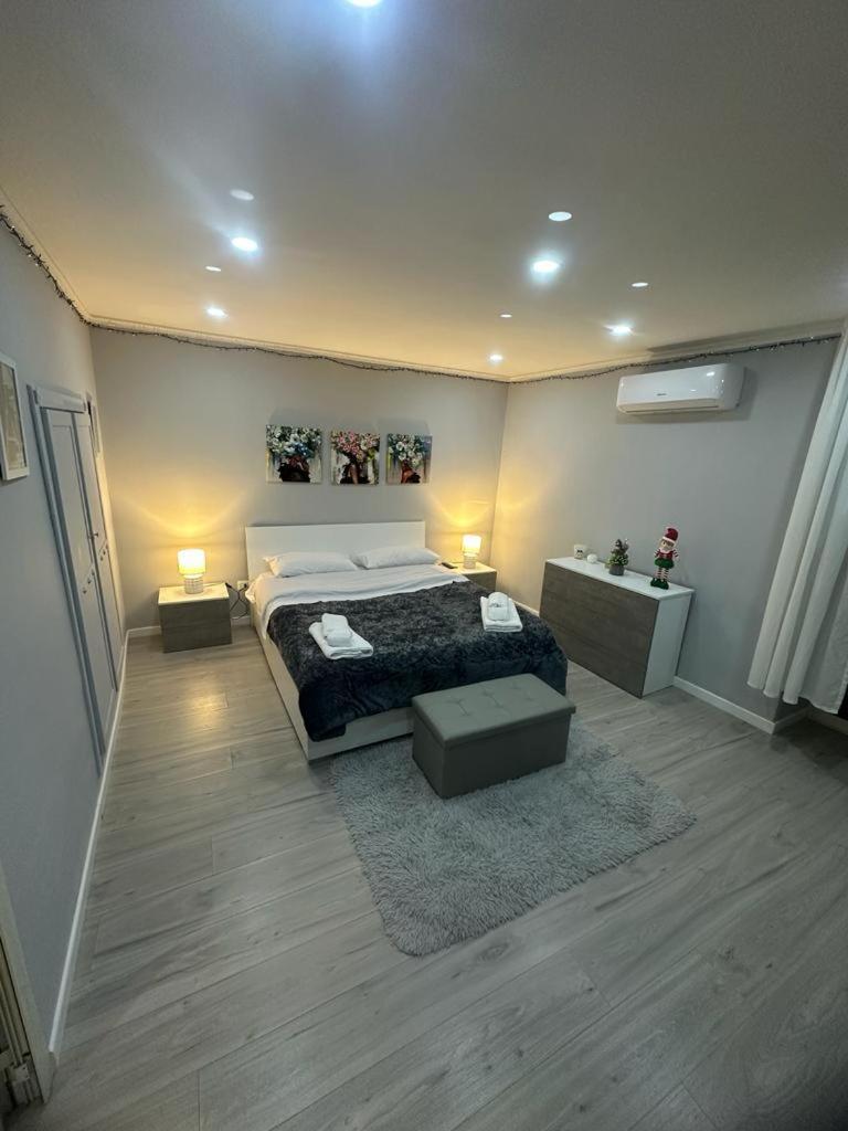 Casa Nanne Apartment เนเปิลส์ ภายนอก รูปภาพ
